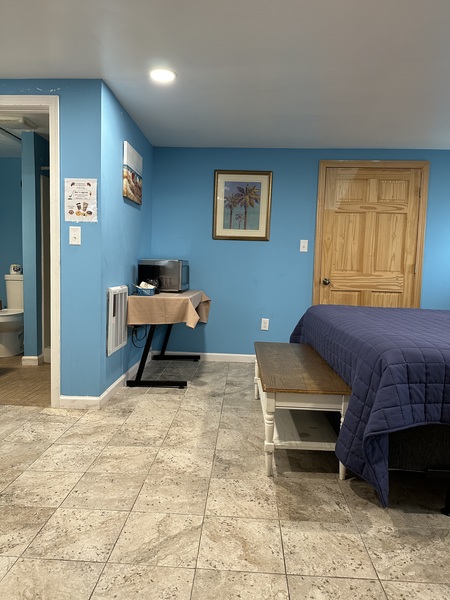 Rm 10 - Ground Level Photo 3